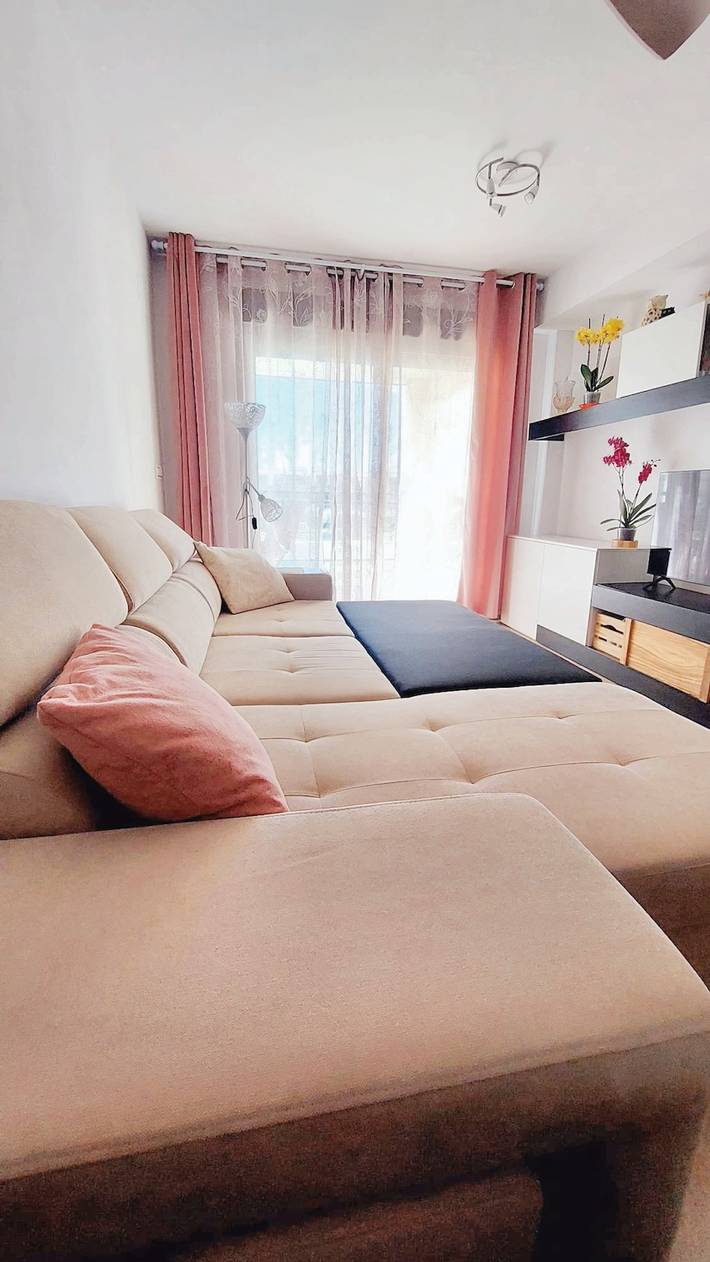Apartamento entero, Apartamento acogedor en Castellón con piscina compartida, 55 m² in Panoramica Golf (Vinaros), San Jorge