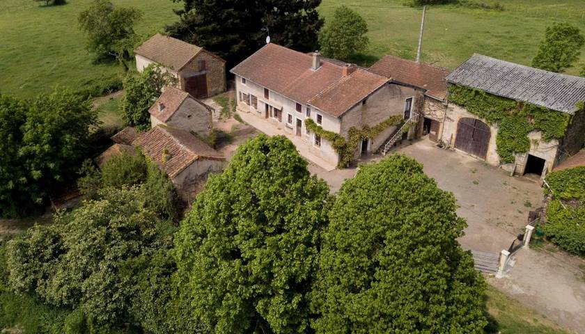Maison de vacances pour 22 personnes, avec Jacuzzi et Terrasse ainsi que Jardin et Piscine
