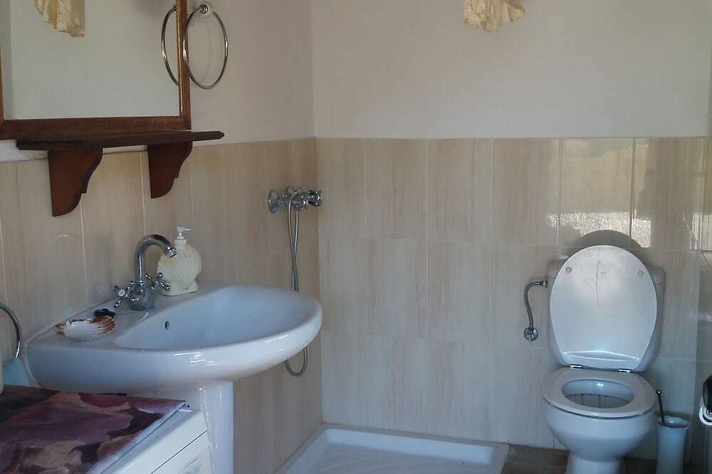 Cortijo tradicional cerca de Córdoba, con piscina y entre olivares. in Pozoblanco, Sierra Morena