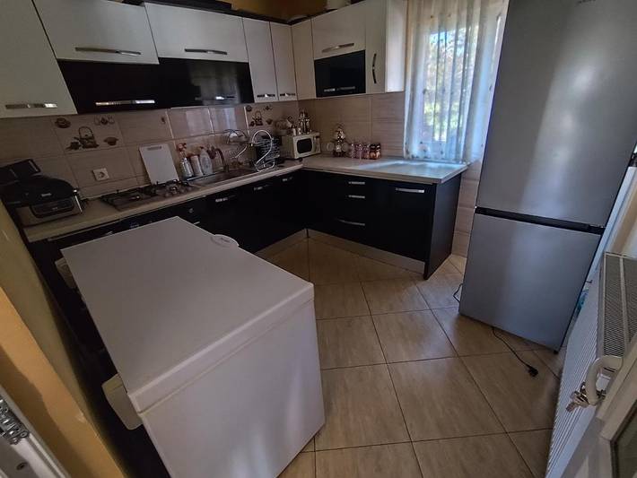 Gîte pour 5 personnes, avec Jacuzzi et Terrasse ainsi que Jardin et Vue dans Breb - 3