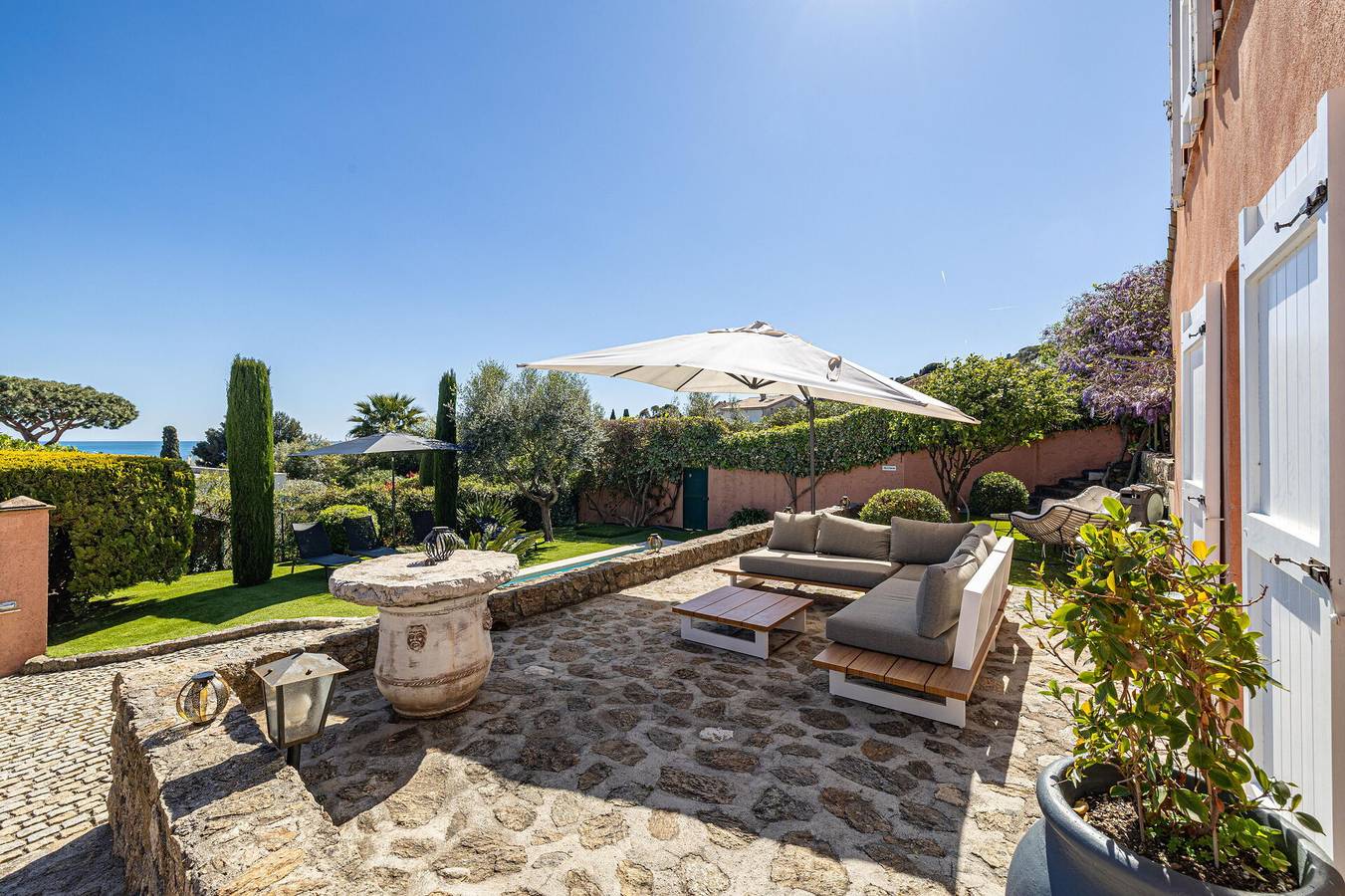 Villa für 10 Personen mit Terrasse in Vallauris, Mittelmeerküste (Frankreich)