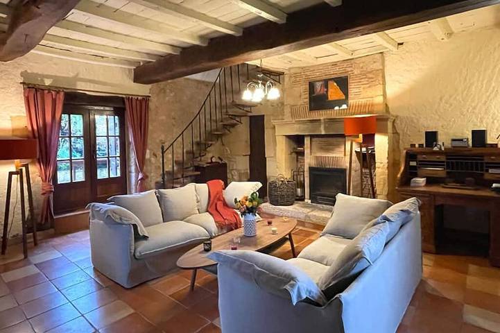 Location de vacances pour 8 personnes, avec jardin et terrasse, animaux acceptés à Lanquais - 3