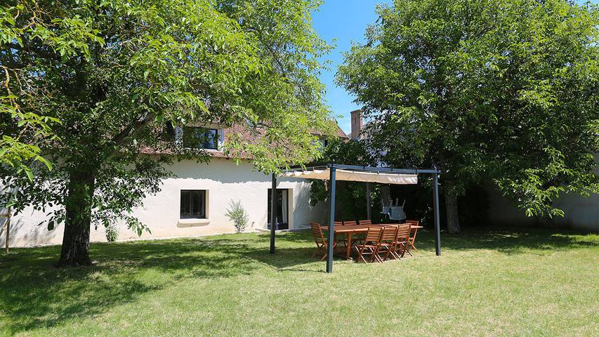 Gîte pour 18 personnes, avec terrasse et jardin à Maslives - 2