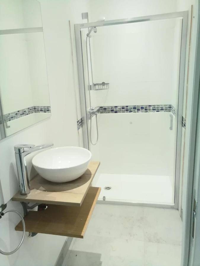 Location de vacances pour 15 personnes, avec vue et terrasse à Ernée - 3