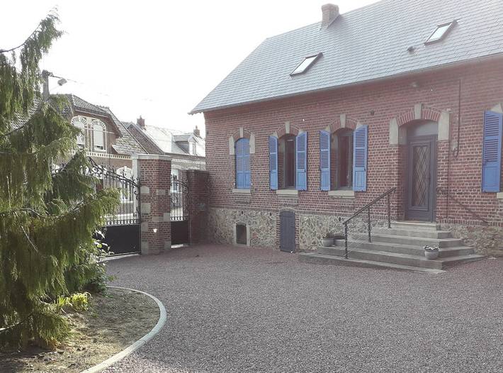 Gîte pour 4 personnes, avec terrasse et jardin dans Villers Faucon