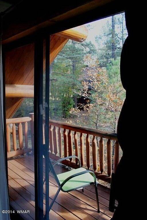 Log Cabin for 6 Guests in Arizona, USA