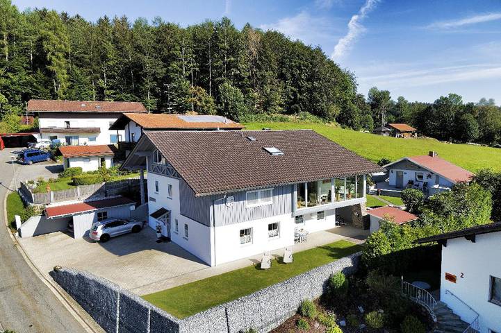 Ferienwohnung für 4 Personen, mit Balkon/Terrasse und Balkon sowie Garten in Landkreis Regen - 2