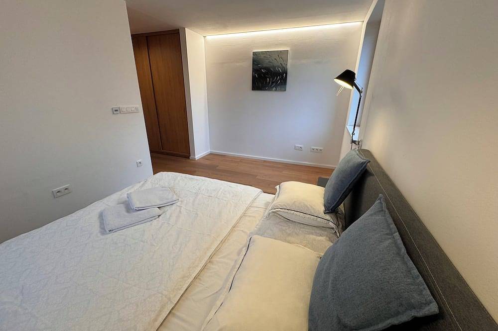 Your perfect getaway - stylish eco-passive villa near Bratislava and near forest in Bratislava und Umgebung