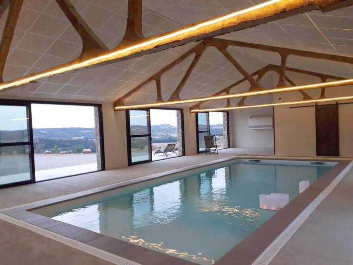 Casa de vacaciones para 17 personas, con piscina y sauna además de vistas y jardín en Provincia de Lleida - 2