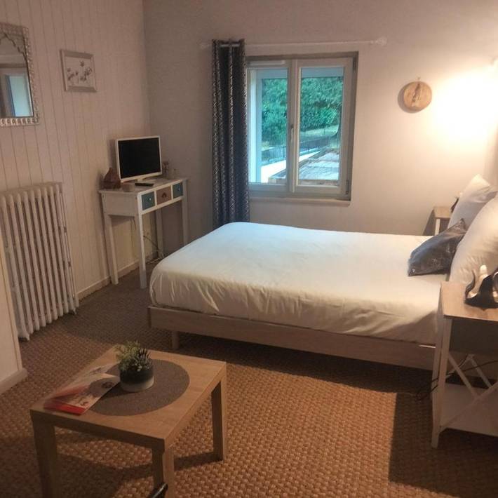 Cottage pour 2 personnes, avec jardin et terrasse, animaux acceptés dans Mont-sous-Vaudrey