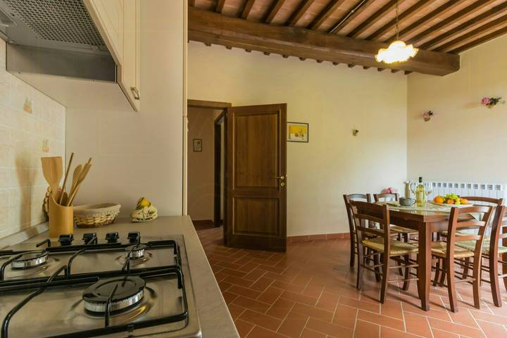 Appartamento intero, Appartamento nel Chianti con piscina in Montaione, Chianti