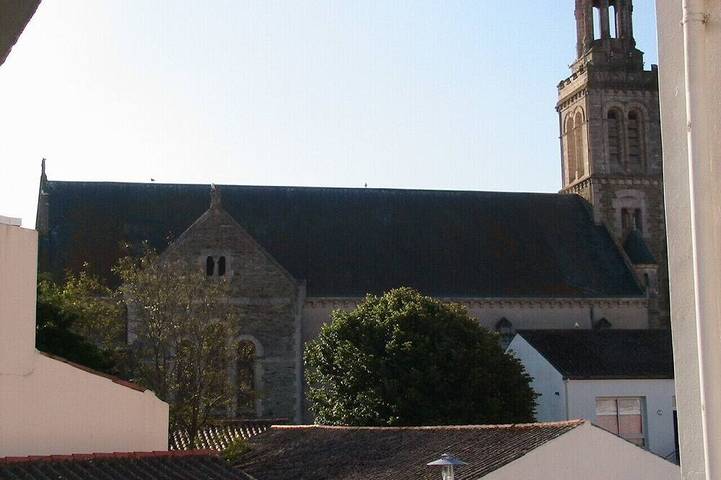 Gîte pour 6 personnes, avec balcon dans Office De Tourisme Du Pays De Saint Gilles Croix De Vie