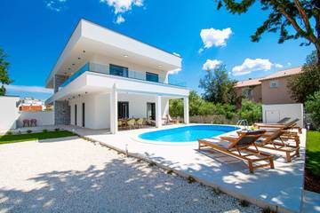 Villa per 6 Persone in Bale, Rovigno e dintorni, Foto 1