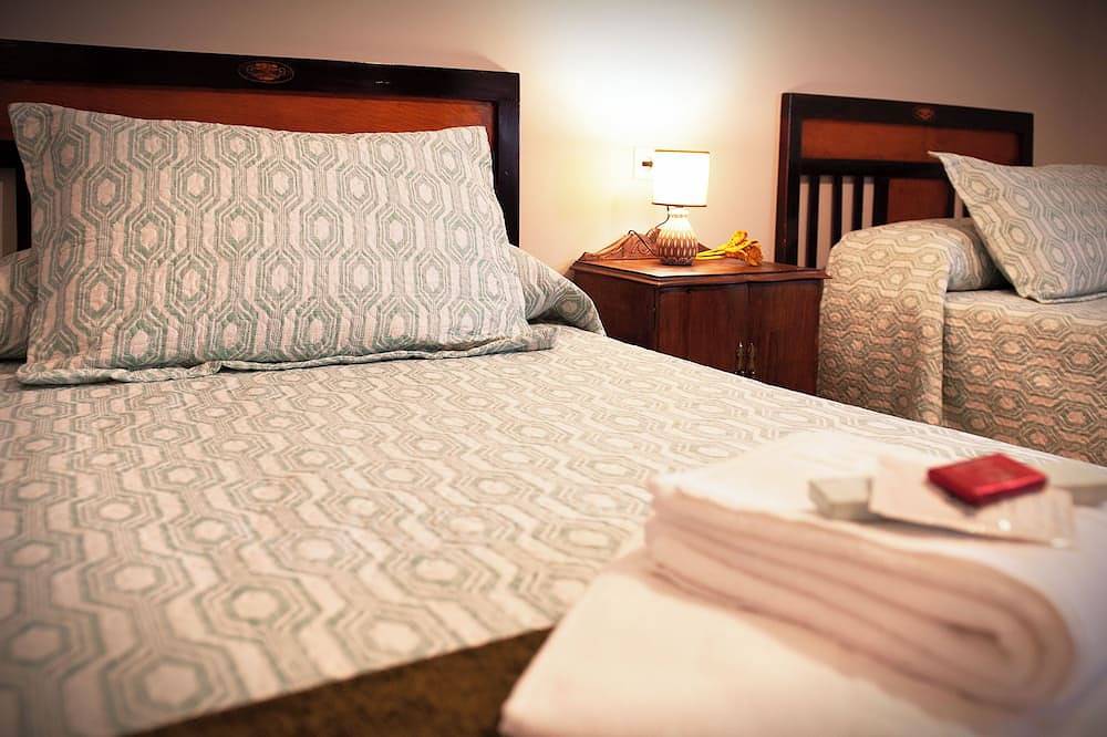 Casa Rural Micaela in Navas de Oro, Provincia de Segovia