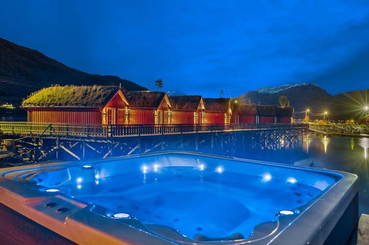 Lodge für 4 Personen, mit Balkon und Whirlpool sowie Terrasse und Garten in Troms - 2