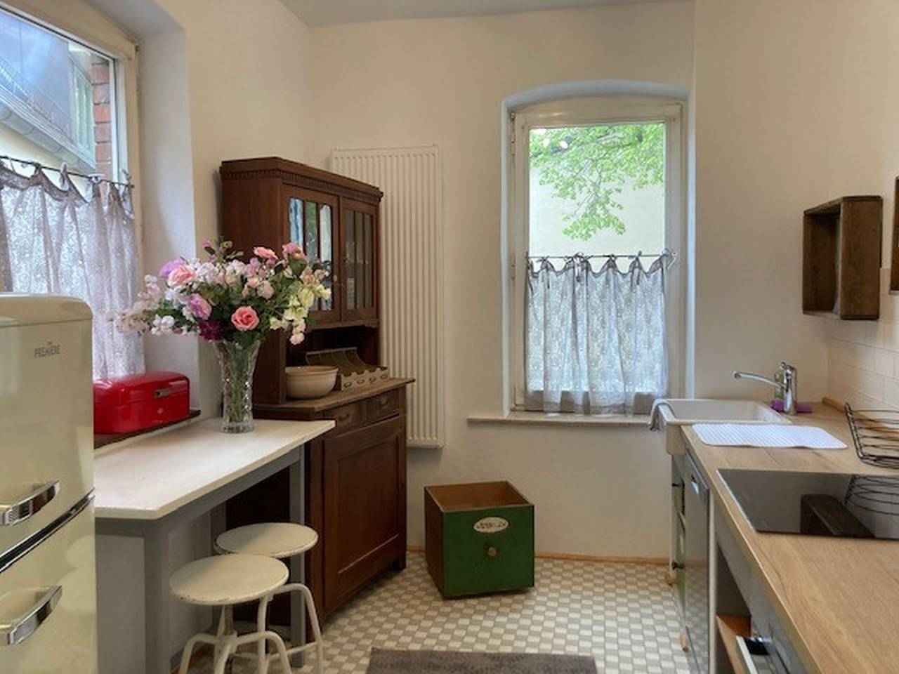 Ganze Wohnung, Ferienwohnung 'Luise' mit Gemeinschaftsterrasse und Wlan in Münsingen, Neckar-Alb