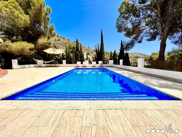 Casa rural para 8 personas, con jardín y balcón en Teulada