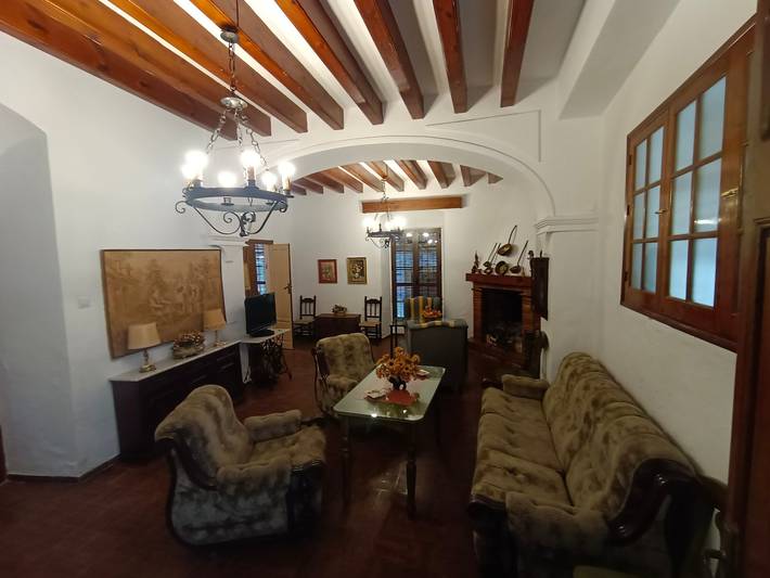 Casa rural para 12 personas, con balcón, Se admiten mascotas en Montellano