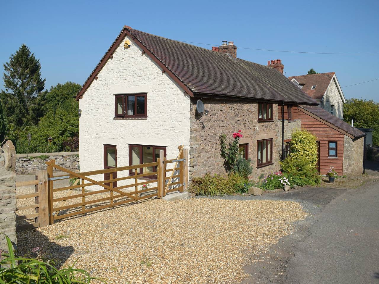 Log Cabin for 4 People in Herefordshire, West Midlands