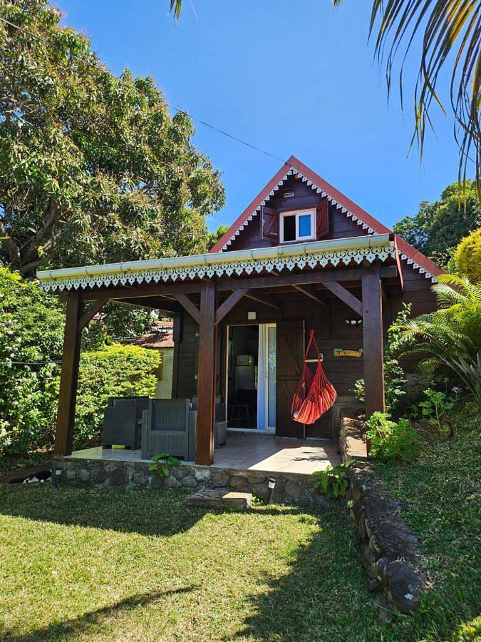 Chalet pour 4 personnes, avec terrasse et jardin