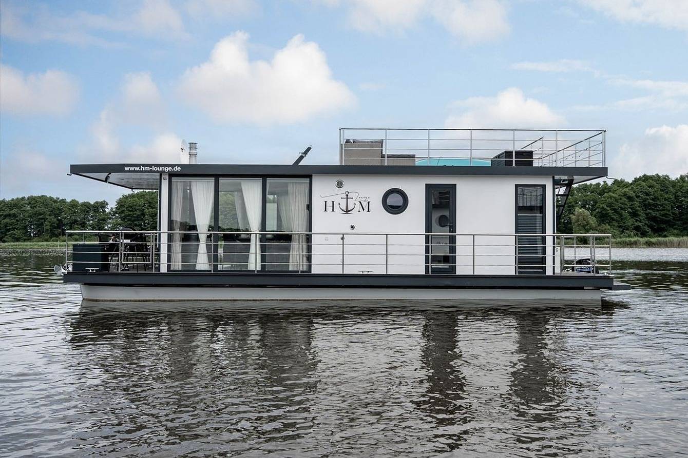 Ferienwohnung auf dem Wasser | H + M Lounge in Buchholz, Müritz