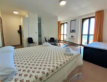 Ferienwohnung für 4 Personen, mit Balkon und Ausblick in Termoli