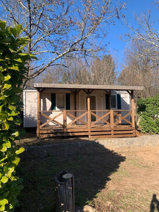 Location de vacances pour 6 personnes, avec jardin ainsi que vue et piscine, animaux acceptés à Ribes - 2