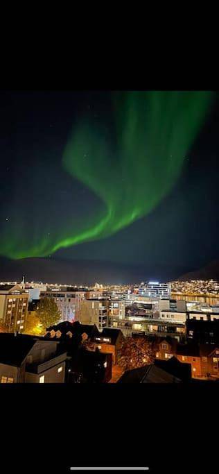 Ferienwohnung für 6 Personen, mit Terrasse und Ausblick in Tromsø