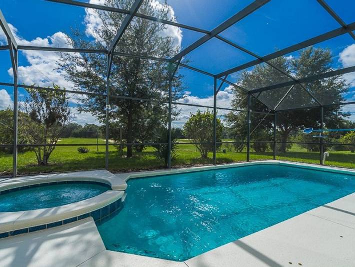 Vacation rental for 6 people, with terrace and yard, with pets in Four Corners