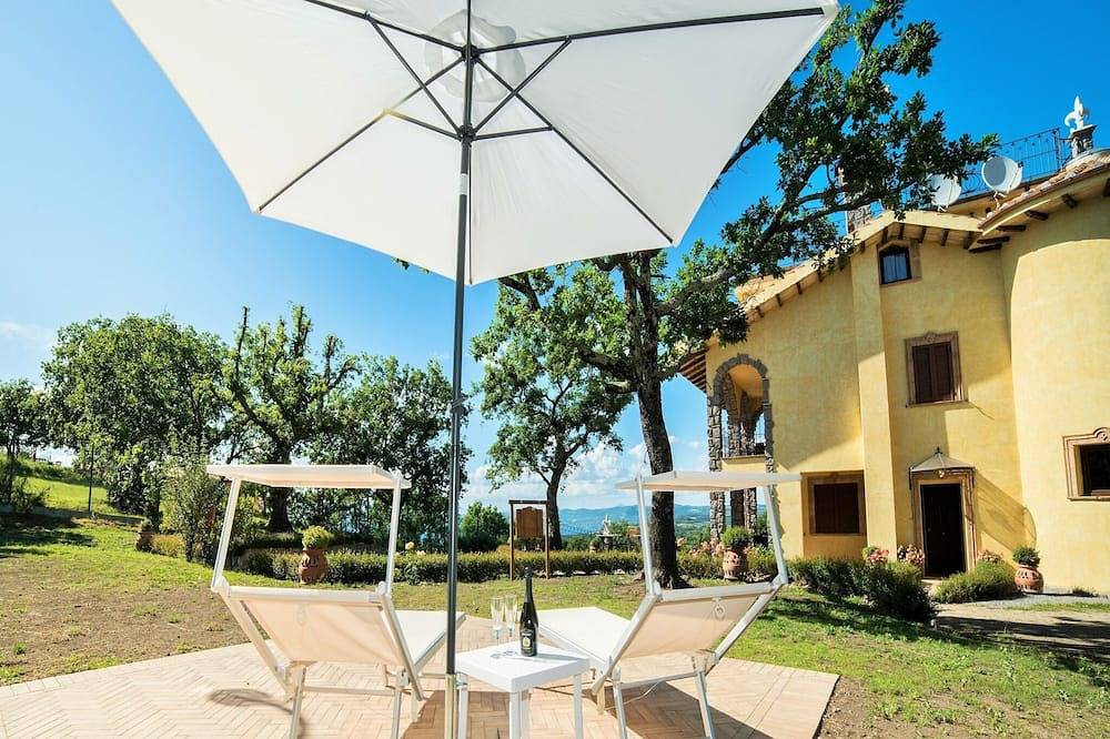 Villa cerca del Lago Bolsena con Piscina in Montefiascone, Provincia de Viterbo