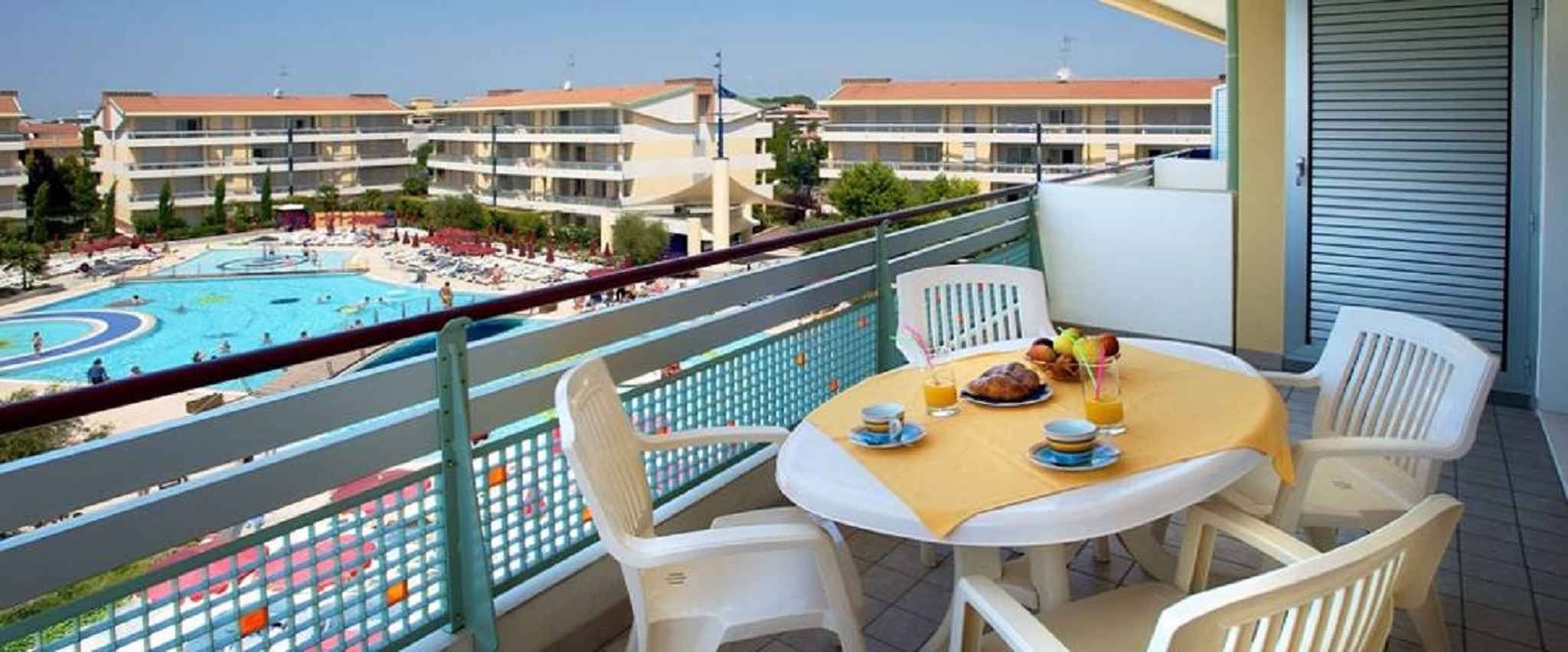 Apartamento de hotel con aire acondicionado y balcón  in Bibione, San Michele al Tagliamento