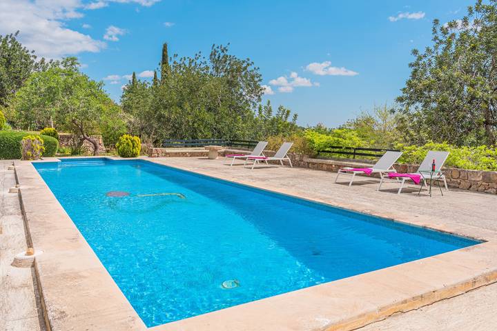 Casa de vacaciones para 10 personas, con Jardín en Esporles