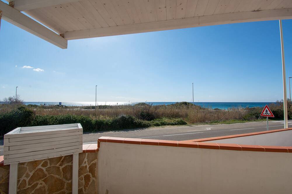 Villa Salina Monaci, Fronte Spiaggia in Specchiarica, Manduria