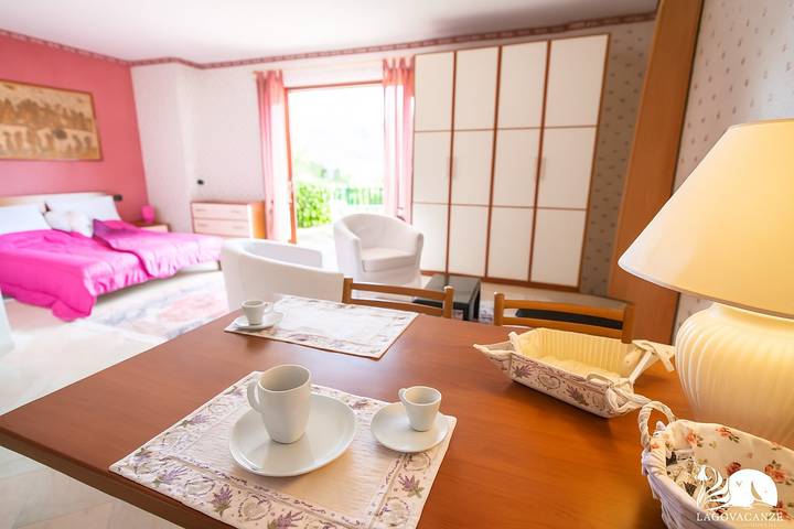 Ferienwohnung für 2 Personen, mit Seeblick und Terrasse, mit Haustier in Salò - 2