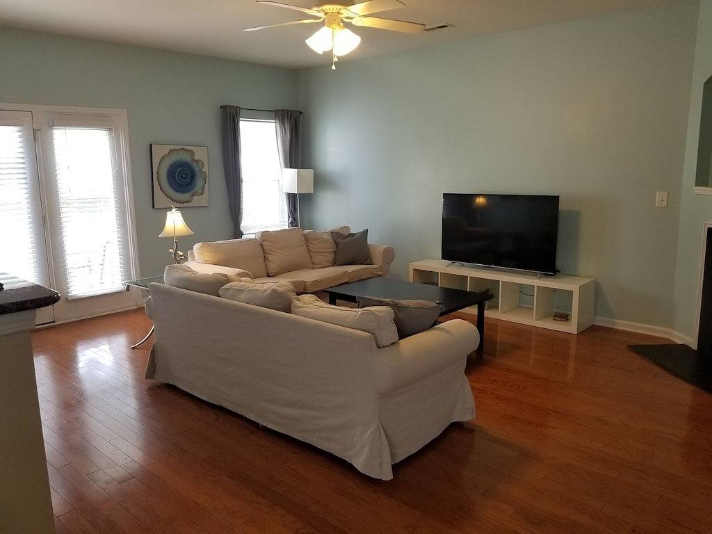 Schönes Cornelius House, 20 Minuten nach Charlotte, 5 Minuten zum Lake Norman in Cornelius, Lake Norman