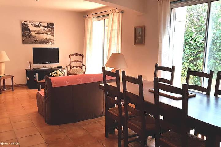 Location de vacances pour 7 personnes, avec jardin et terrasse à Olonzac - 4