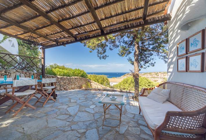 Maison de vacances méditerranéenne avec jardin, terrasse; places de parking disponibles   in Porto Cervo, Arzachena