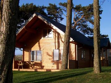 Gîte pour 6 personnes, avec jardin dans Highlands