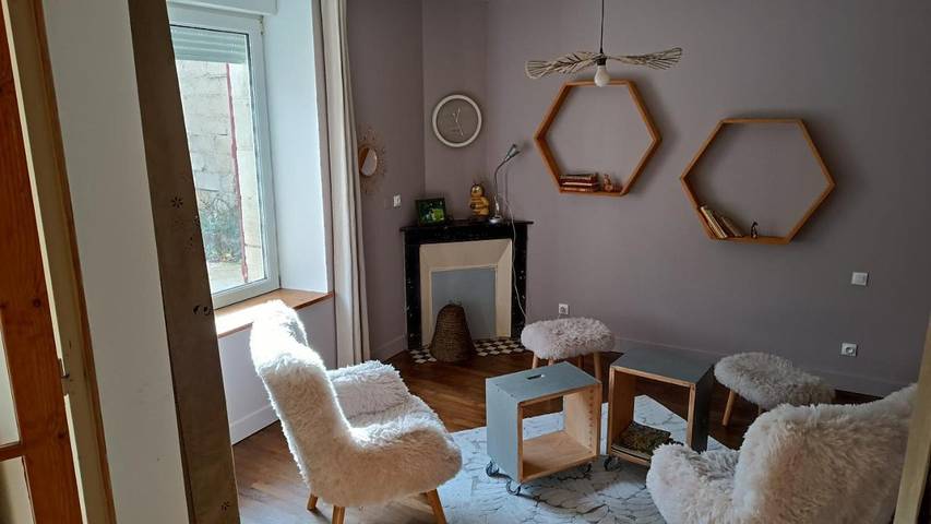 Location de vacances pour 10 personnes, avec piscine et terrasse dans Lac de Bairon