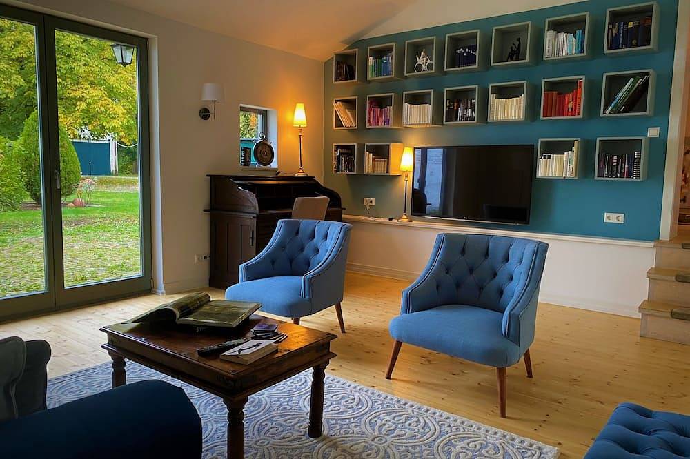 Verbringen Sie Ihren nächsten Urlaub auf dem Gelände einer Burg in Euskirchen, Rheinland