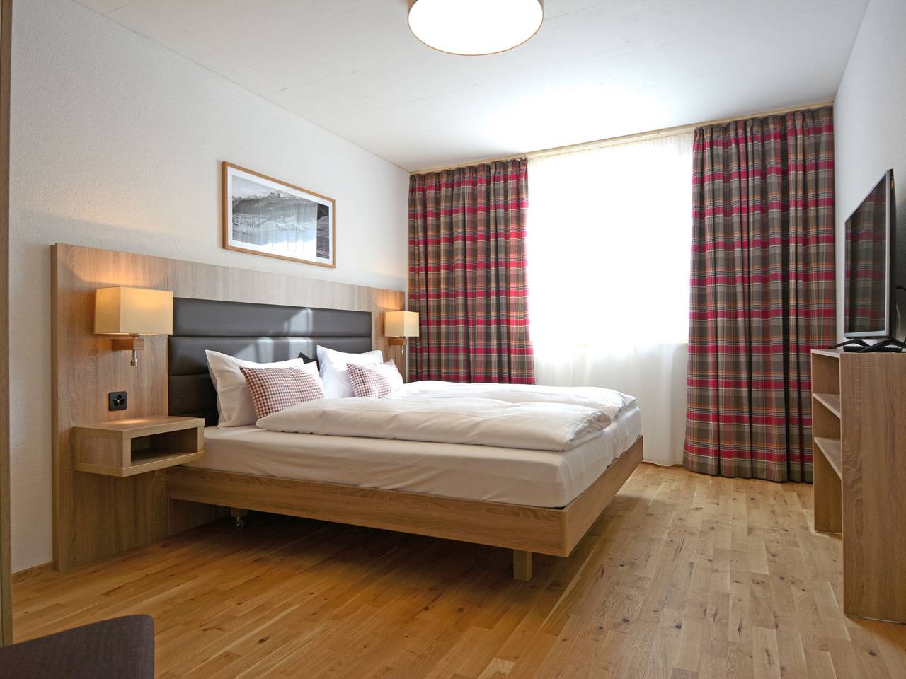 Ganze Wohnung, Pradas Resort - 2.5 Zimmer Premium in Rueun, Alpenarena