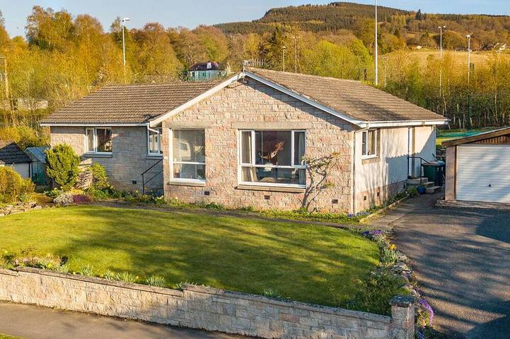Cottage for 8 people, with garden in Aberfeldy