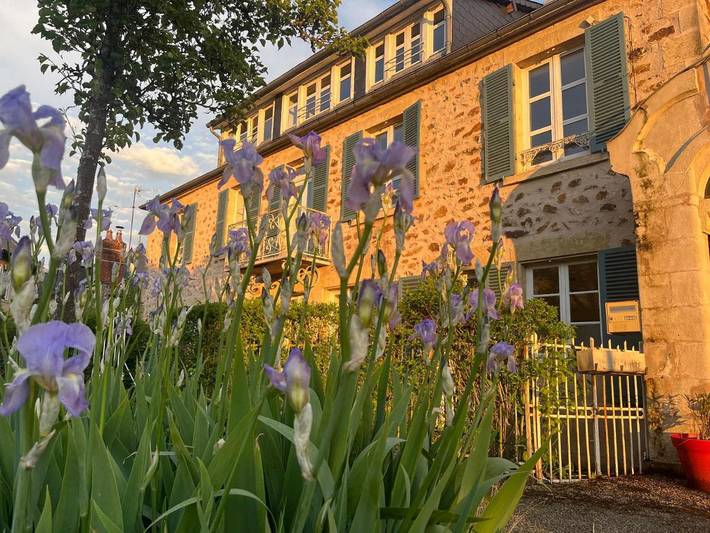 Gîte pour 6 personnes, avec Balcon et Terrasse ainsi que Jardin et Vue à Saint-Honoré-les-Bains