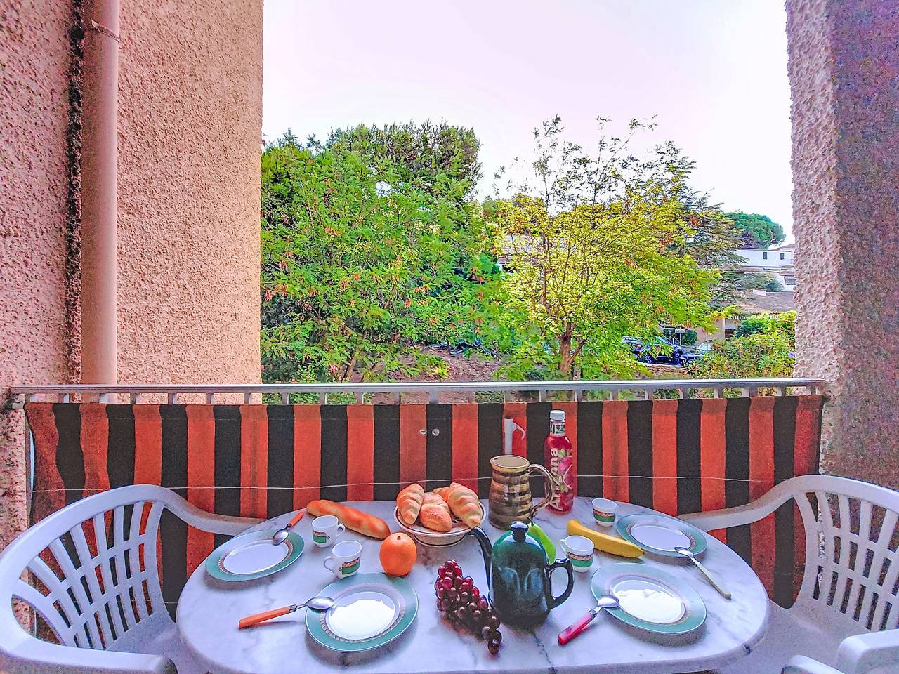 Appartement entier, Les Aigues Marines in Saint-Cyr-sur-Mer, Région de Toulon