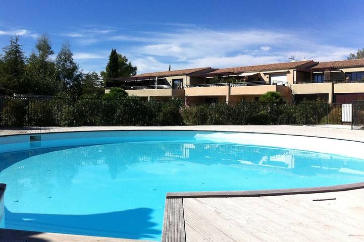 Ferienwohnung für 4 Personen, mit Pool und Terrasse sowie Garten - 1