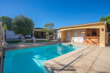Gîte pour 4 Personnes dans Vidauban, Région de Draguignan, Photo 1