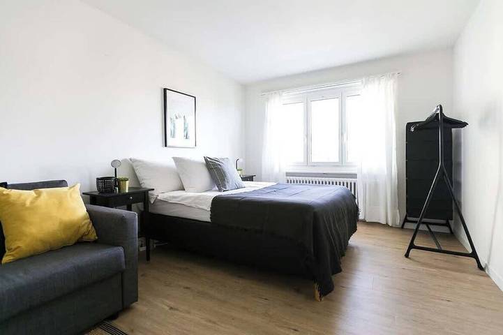 Appartement entier, 2Br - Alps View Balcony - 5-Min Walk Old Town in Lucerne, Lac des Quatre-Cantons