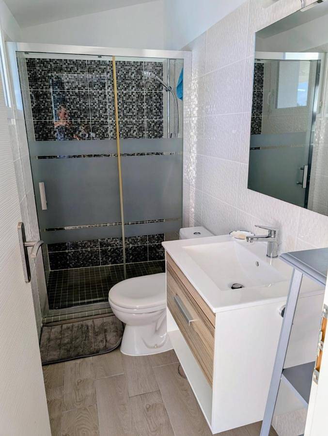 Gîte pour 4 personnes, avec terrasse et piscine à Boujan-sur-Libron - 4
