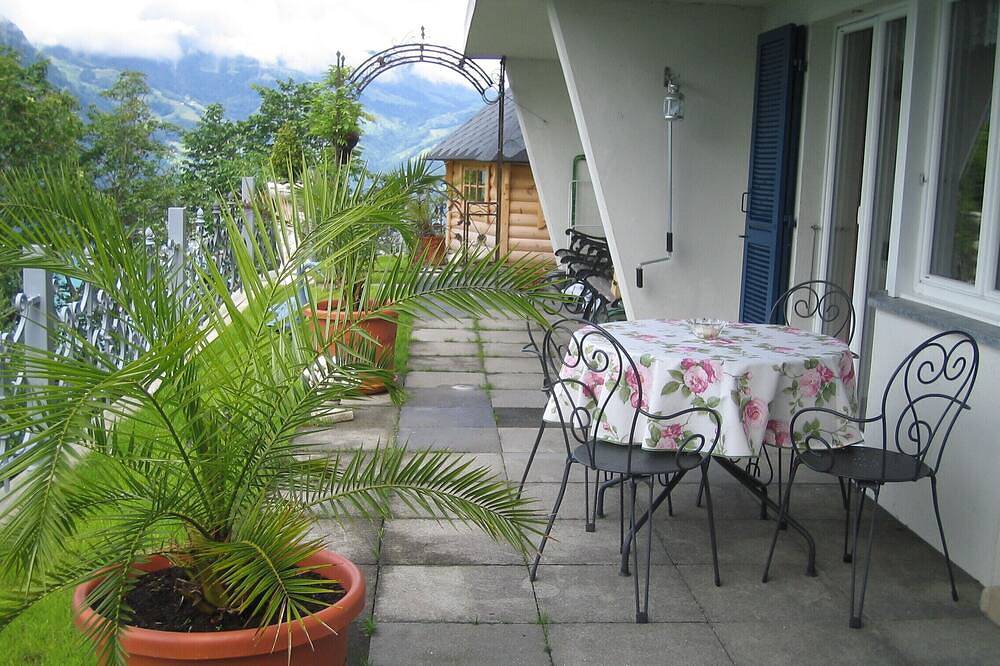 Ganze Wohnung, Schöne Ferienwohnung mit traumhafter Seesicht in Emmetten, Vierwaldstättersee
