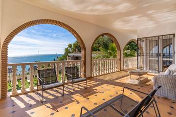 Villa for 14 People in Benalmádena Costa, Benalmádena, Photo 3